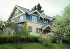 A 1910 City Historic home across from the Elbow River, just 3 minutes away from great shopping & fine dining on trendy 4th Street; 20 minutes from the airport, and 75 minutes to Banff and the Rocky Mountains.