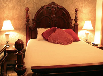 Crescent View Bed & Breakfast - Crescent, Iowa