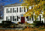 You will find Hummingbird's Home Bed & Breakfast one of the many splendors of the picturesque town of Skaneateles, welcoming you with modern comforts in perfect harmony with past traditions.