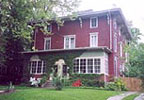 Staten Island, New York (NY) Bed & Breakfast: There are two romantic rooms with two baths on each floor, perfect for a getaway weekend or a nice alternative for your business meeting. Every morning you will wake to a hearty country breakfast . Enjoy an afternoon tea with dessert, fruit, and a nonalcoholic beverage. We even have special low-fat meals available so that you can stay healthy on your vacation.