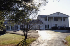 Valley View Retreat & Antiques - Bland, Virginia