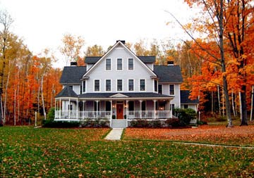 The Maple Leaf Inn - Barnard, Vermont