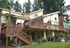 A Cascade View Bed and Breakfast, in Bellevue, Washington, offers panoramic views of the Cascade Mountains and is only 20 minutes away from Seattle.